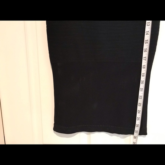 BCBGeneration Ribbed w/ Bottom Mesh Panel. Black, SZ.M/L - Picture 5 of 7